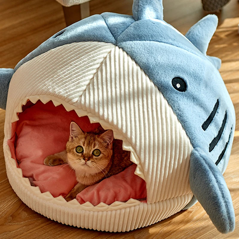 Winter Warm Cat Cave Bed